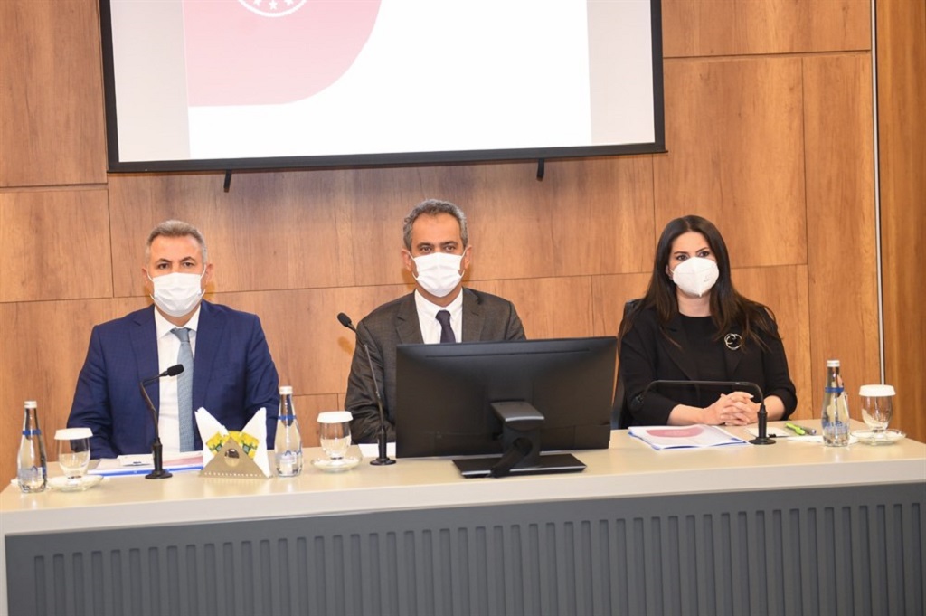 Milli Eğitim Bakanı Mahmut Özer İl Eğitim Değerlendirme Toplantısı’na Katıldı