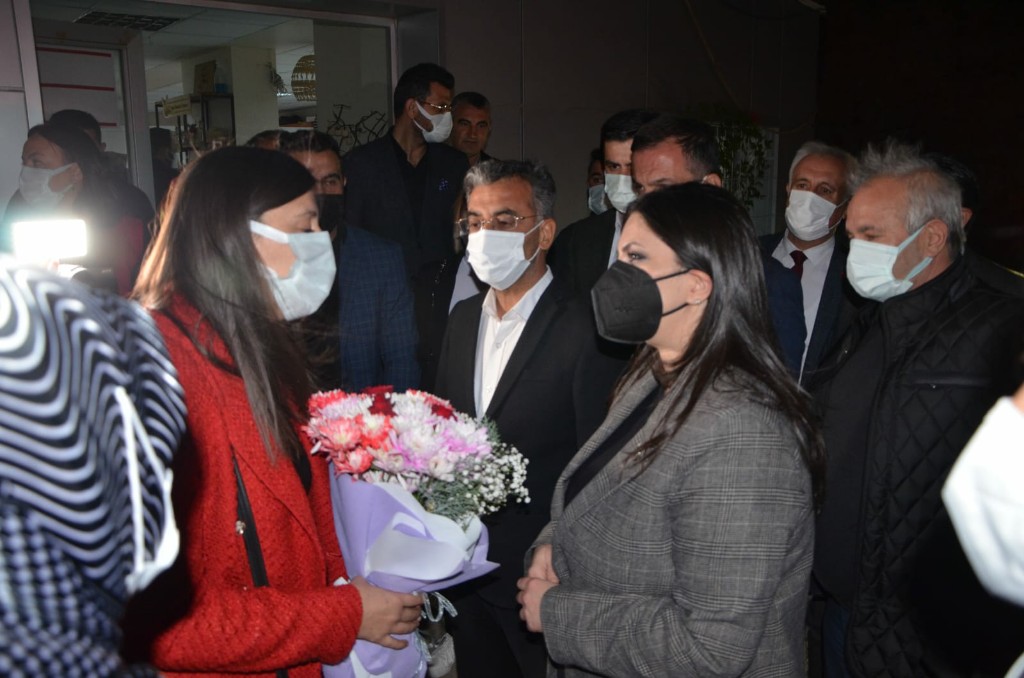 AK Parti Genel Başkan Yardımcısı Jülide Sarıeroğlu, kooperatifleşen kadınların çalışmalarını inceledi