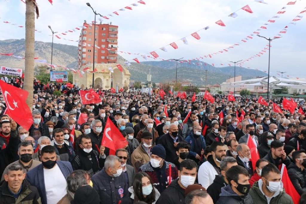 CHP Genel Başkanı Kemal Kılıçdaroğlu, İlçemizKozan’da Sırelif Kreşi ve Şehit Mustafa Kubilay’ın anısına yapılan parkın açılışına katıldı.