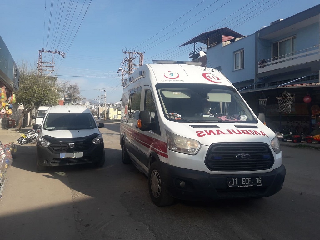 Kozan'da Motosiklet sürücüsü yaralandı