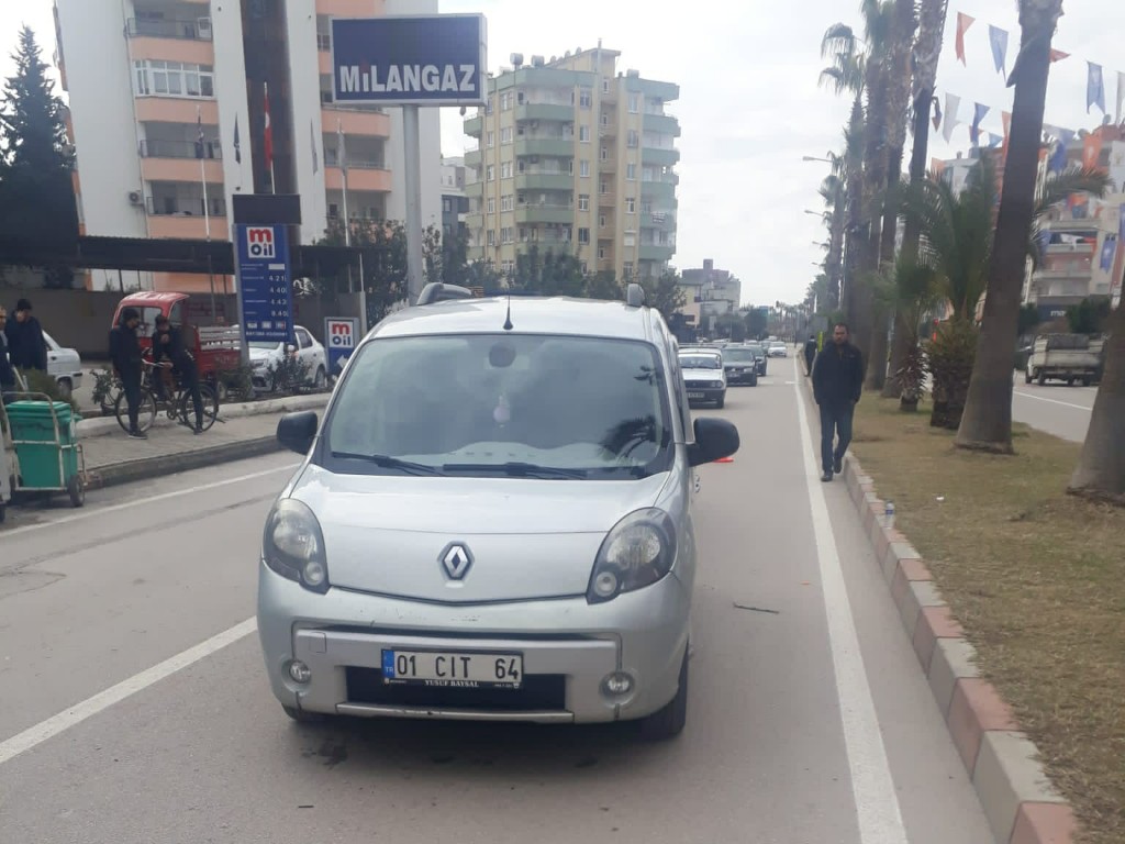 Kozan'da trafik kazası 2 yaralı