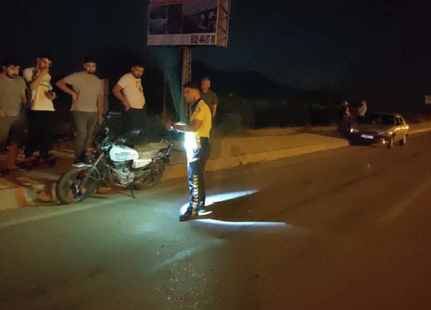 Edinilen bilgilere göre ;Saat 01:30 sıralarında Varsaklar mahallesi Adana caddesi Kozan Adana Yolu sanayi civarında meydana gelen trafik kazasında motosiklet sürücü yaralandı.