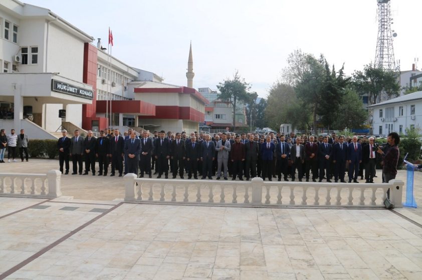 Kozan'da 24 Kasım Öğretmenler Günü Kutlandı