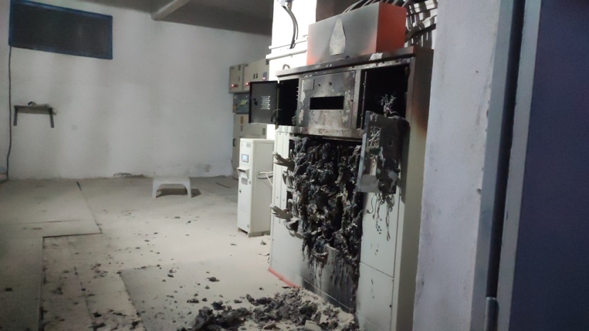 Kozan’da Elektrik Trafosu Yandı