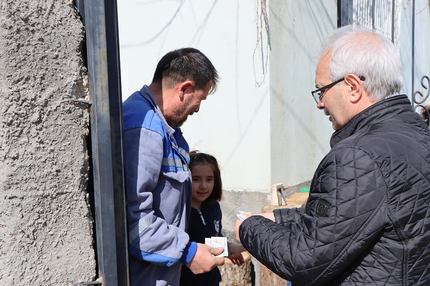 PALMİYE CADDESİ'NDEN ÖZGAN'A TAM DESTEK