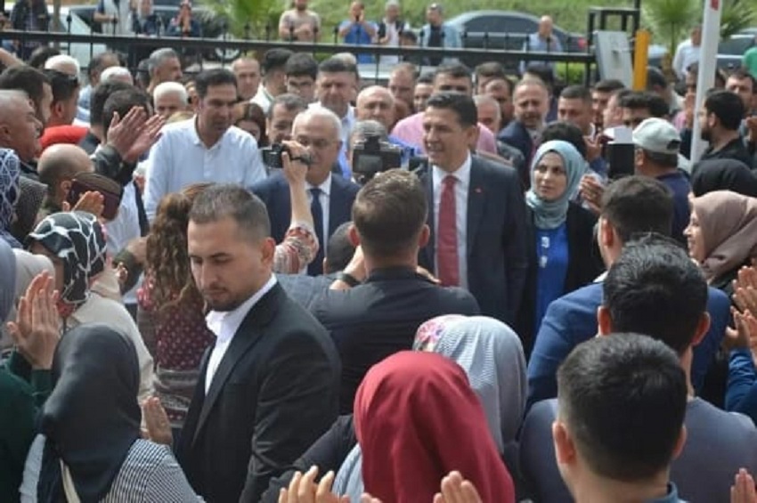 Mustafa Atlı İlçe Seçim Kurulundan Mazbatasını Aldı