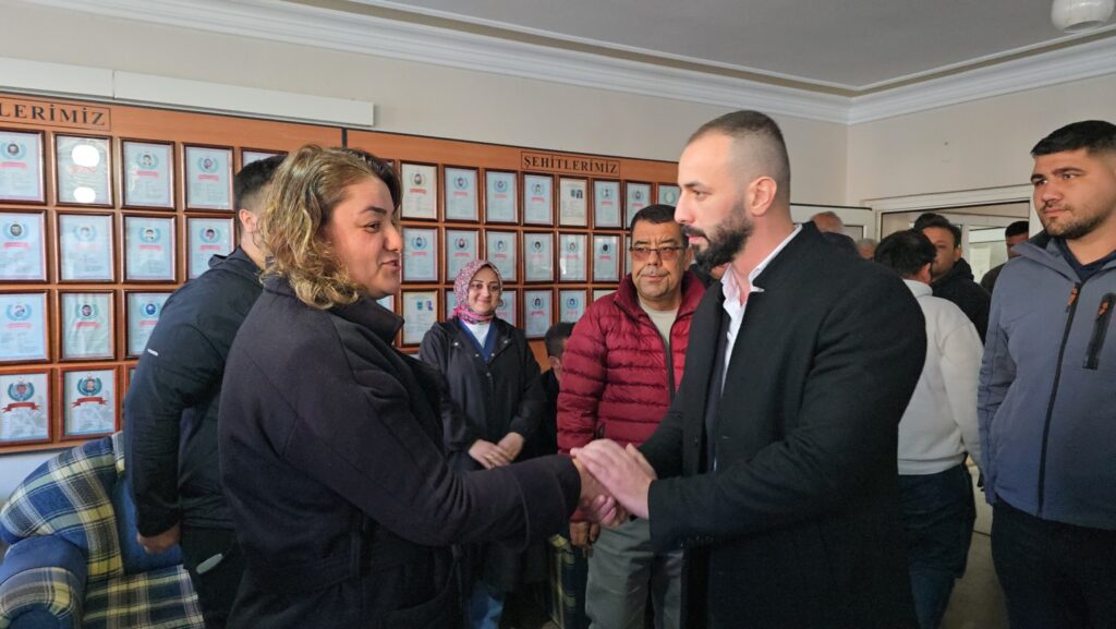 Kozan Şehit Aileleri ve Gaziler Derneği’nde başkanlık seçimi gerçekleştirildi.