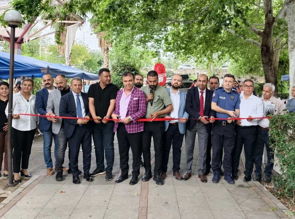 Kozan’da Kitap Fuarı Coşkusu Başladı