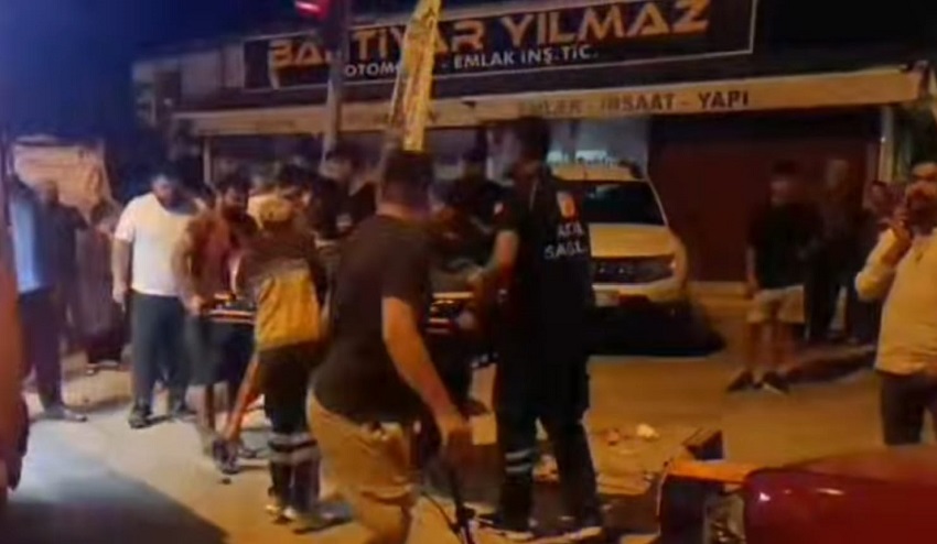 Kozan’da Otomobil Motosiklete Çarptı: 1 Yaralı