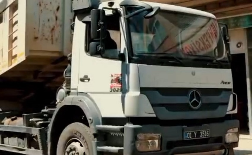 KOZAN BELEDİYESİ’NİN KIRSALDA YOL AÇMA, ŞEHİR MERKEZİNDE ASFALT ÇALIŞMASI TÜM HIZIYLA DEVAM EDİYOR