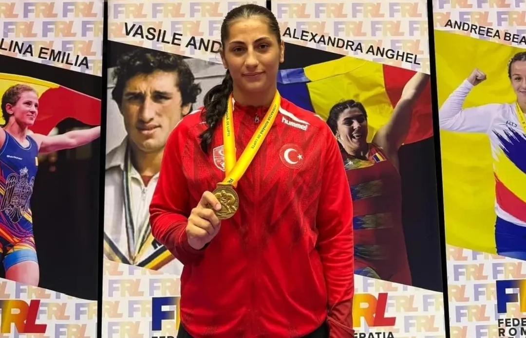 MİLLİ GURURUMUZ KOZANLI HATİCE NUR SARI DÜNYA ŞAMPİYONASINDA
