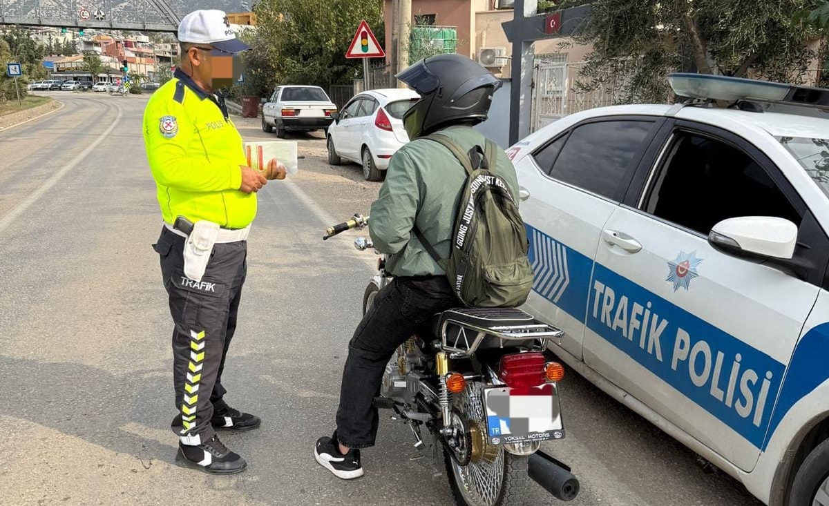 KOZAN İLÇE EMNİYET MÜDÜRLÜĞÜ’NDEN HAFTALIK RAPOR: GÜVEN UYGULAMALARI ARALIKSIZ SÜRÜYOR