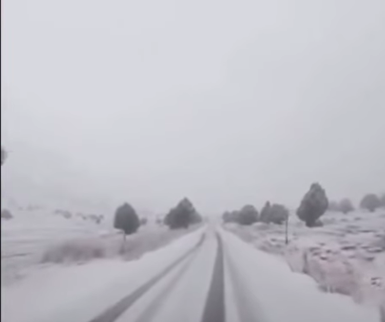 Aslantaş – Tufanbeyli Arası Beyaza Büründü! Kış Kendini Gösterdi