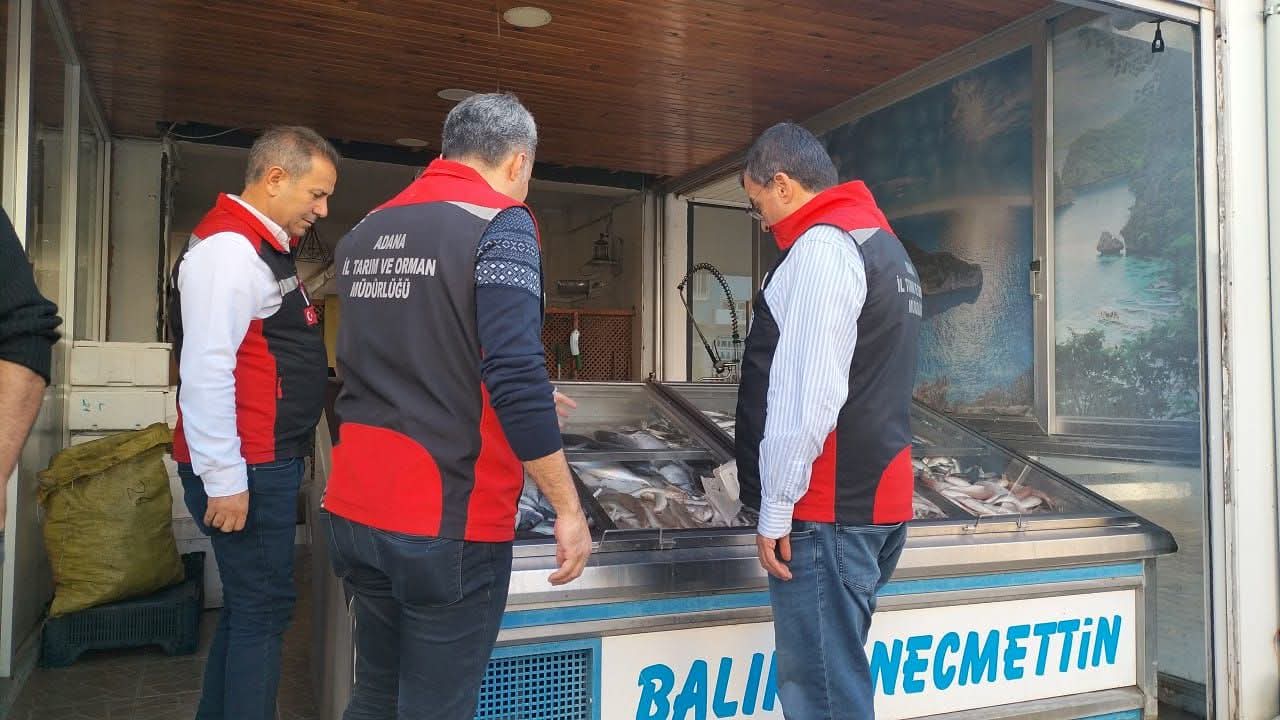 KOZAN’DA SU ÜRÜNLERİ SATIŞ NOKTALARINDA SIKI DENETİM
