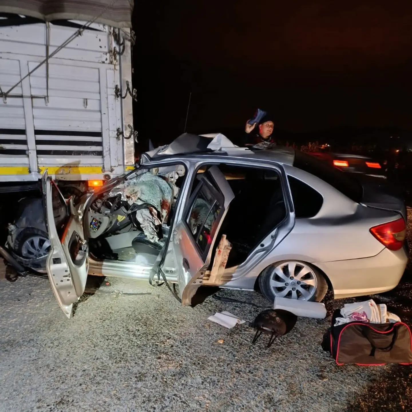 KOZAN–KADİRLİ KARAYOLUNDA KORKUTAN KAZA: 2 YARALI