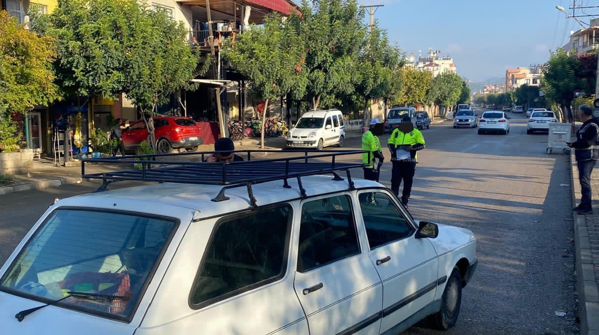 KOZAN İLÇE EMNİYET MÜDÜRLÜĞÜ GÜVEN UYGULAMALARINDA SUÇA GEÇİT YOK!