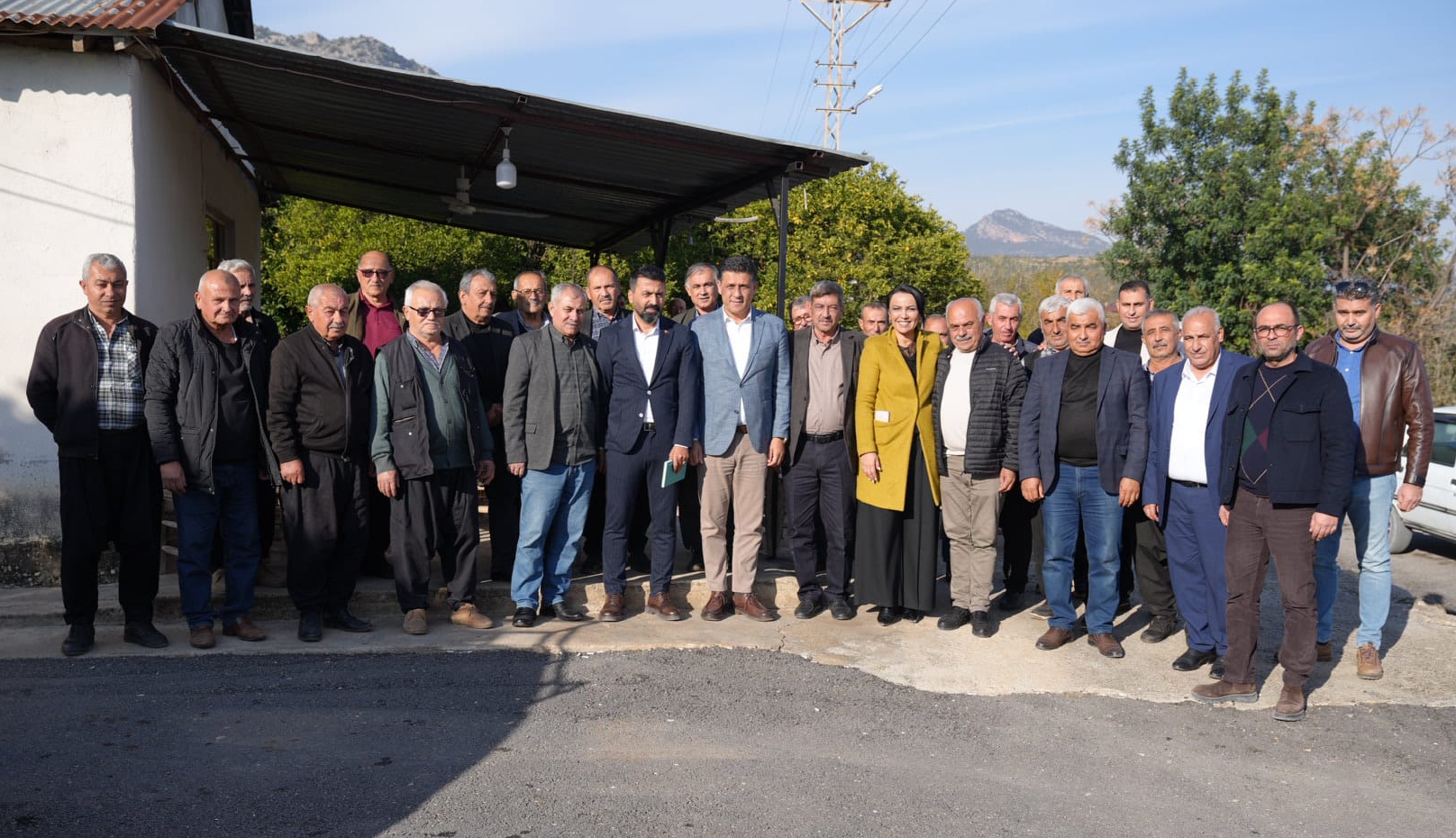 Başkan Mustafa Atlı Bucak Ilıca’da Vatandaşlarla Buluştu