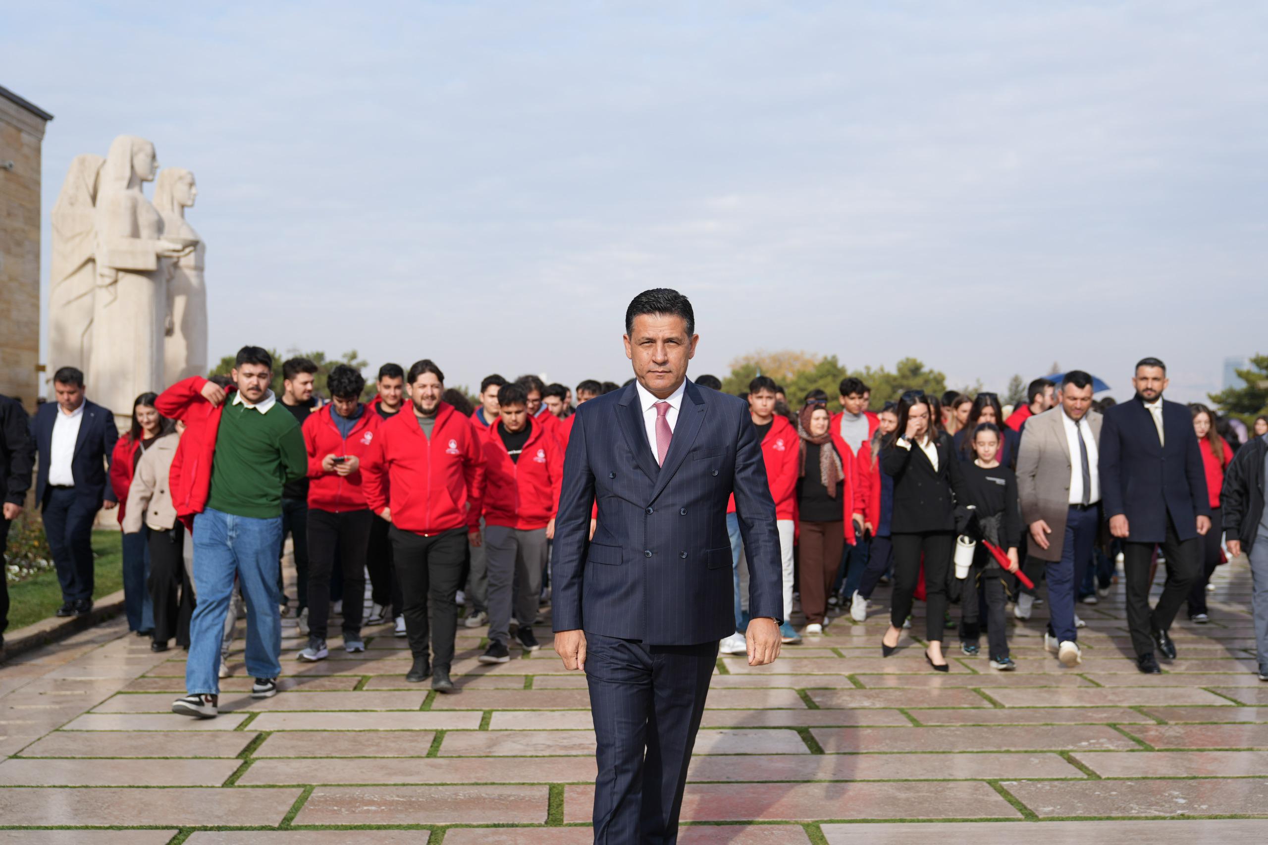 Kozan Belediyesi’nden Gençlere Ankara Gezisi