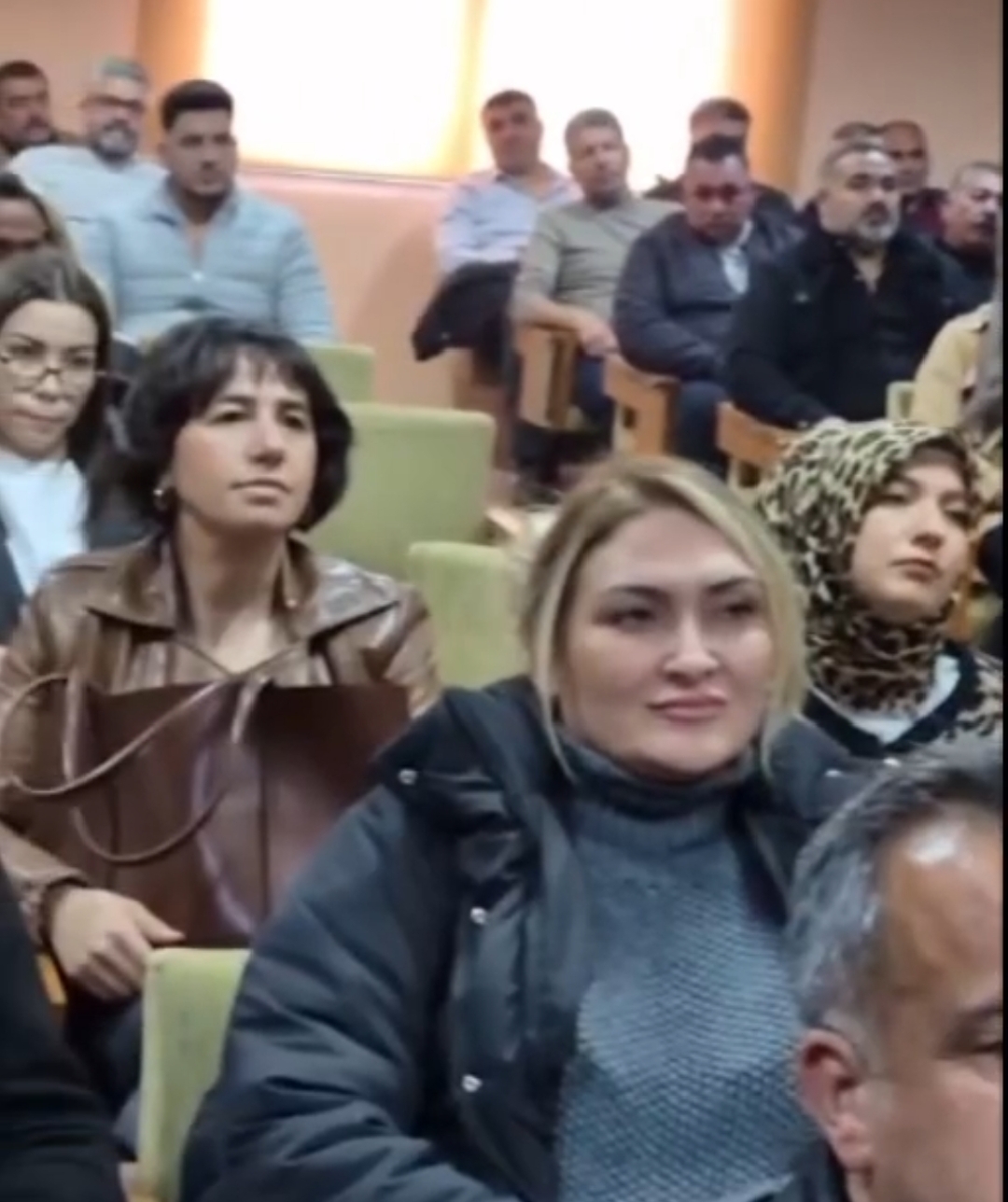 ZAHİDE AZGIN YENİDEN BAŞKAN!