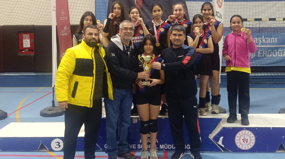 VOLEYBOLDA ADANA ŞAMPİYONUYUZ