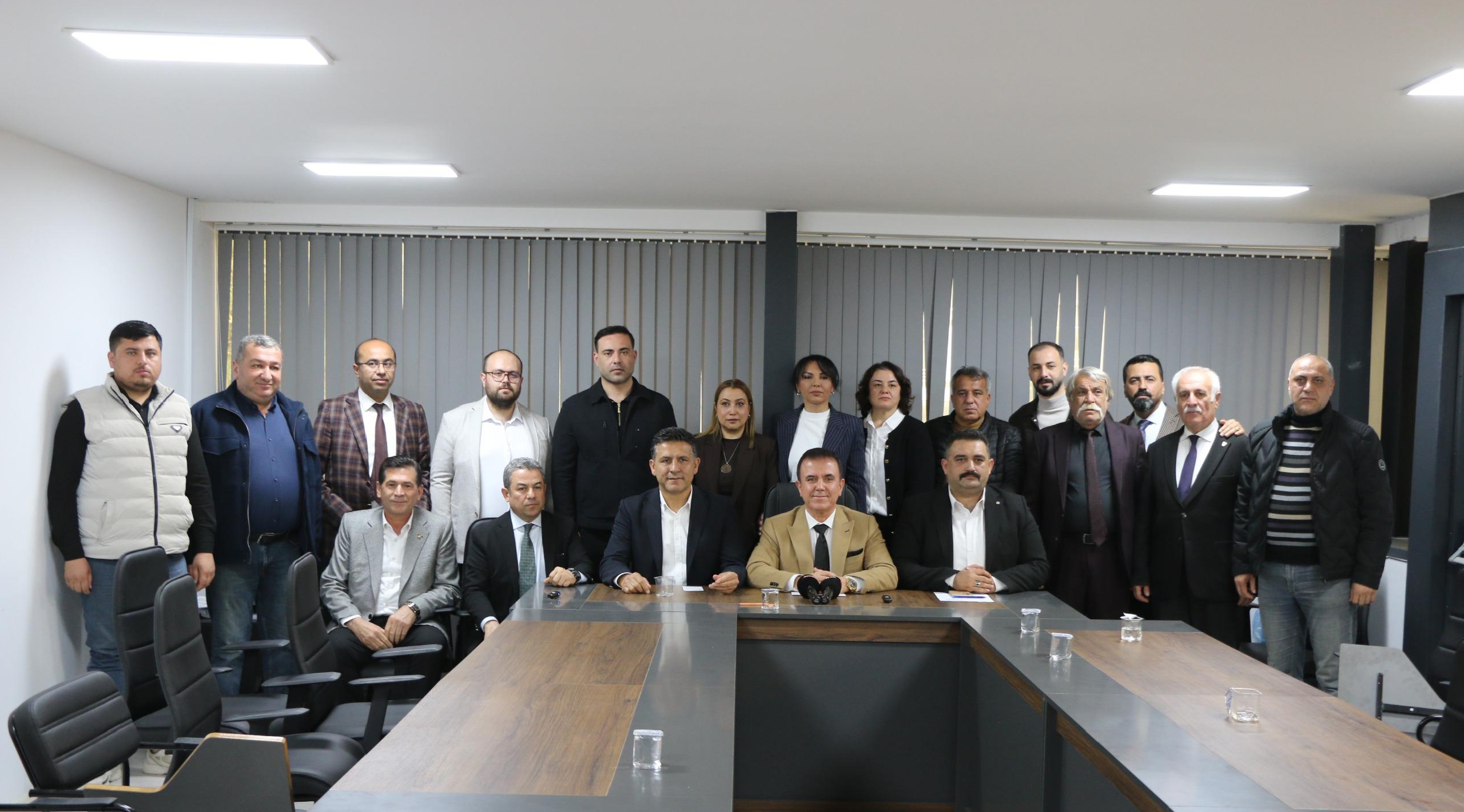 KOZAN TEK YÜREK OLDU