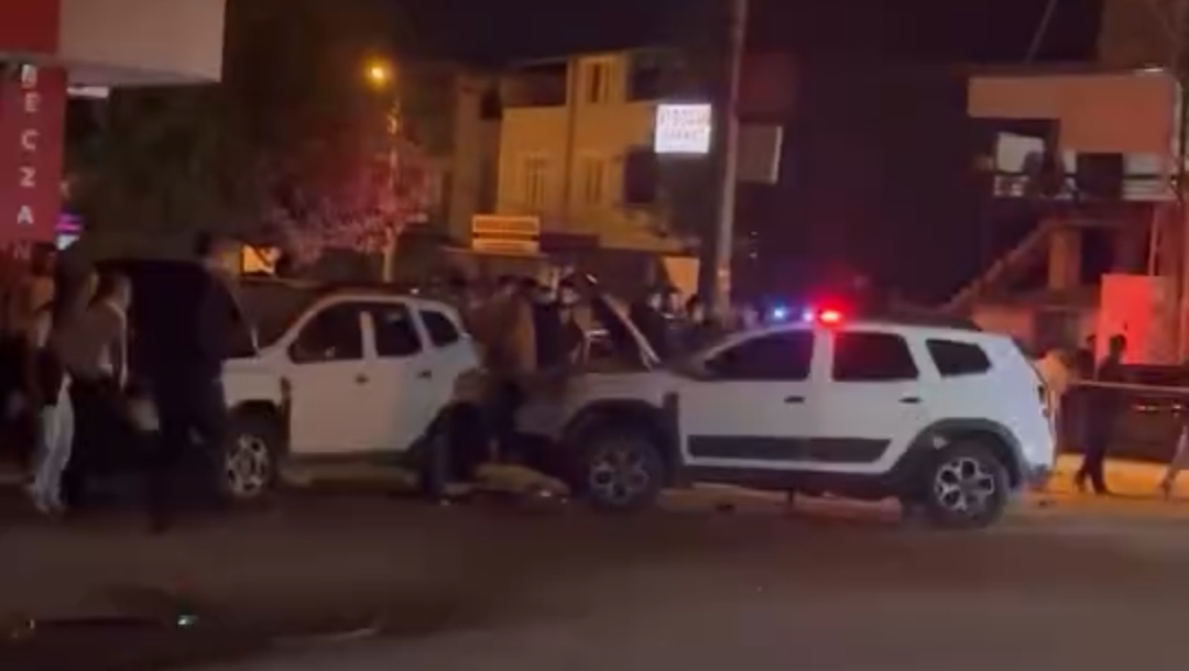 KOZAN’DA KORKUNÇ KAZA: OTOMOBİL TAKLA ATTI, 1 ÖLÜ 4 YARALI