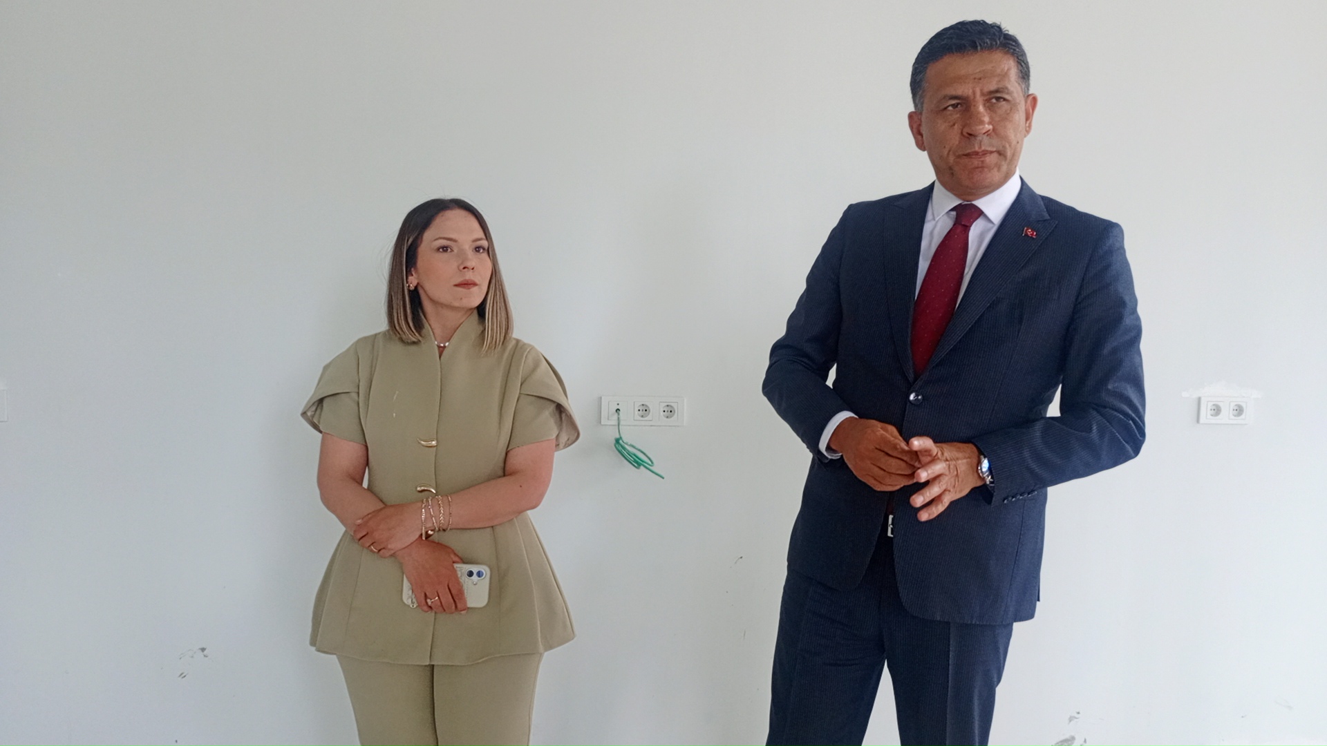 Kozan Belediye Başkanı Mustafa Atlı, düzenlediği basın toplantısında yerel yönetim süreçlerinden asayişe, sosyal projelerden Adana Büyükşehir Belediyesi ile yaşanan krizlere kadar pek çok kritik konuya değindi.