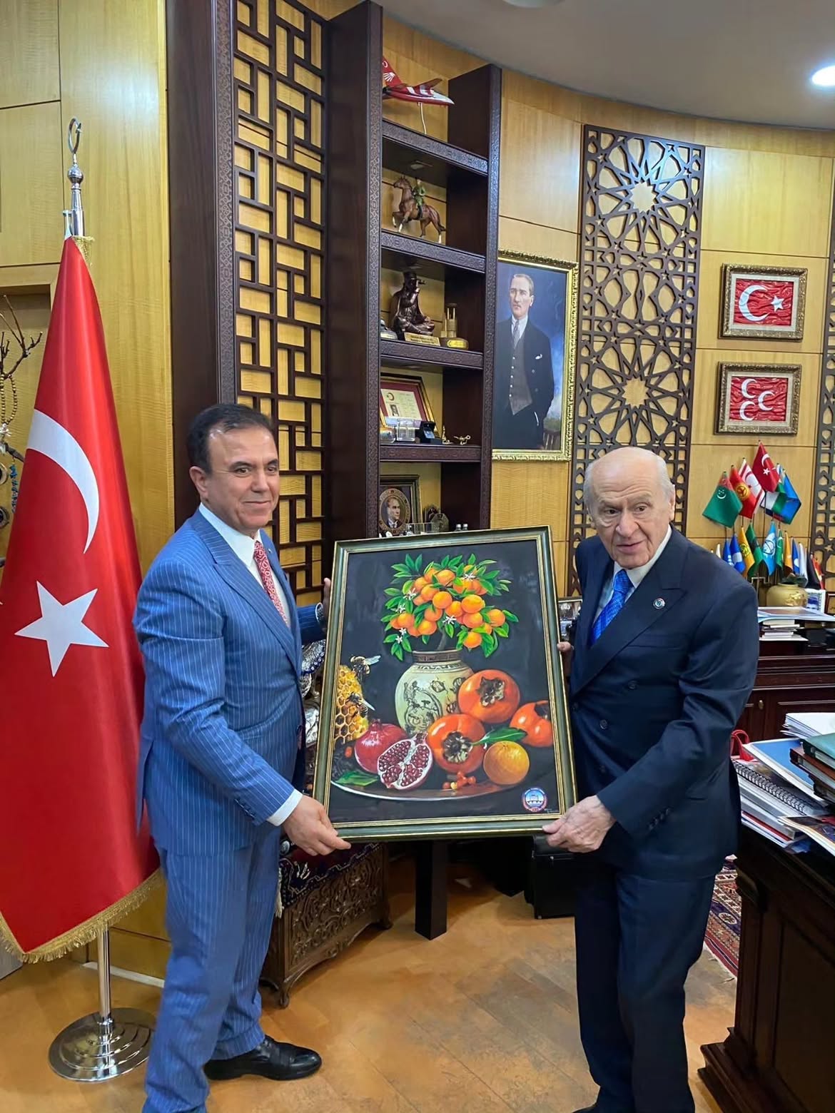 MUSTAFA KANDEMIRDEN KOZANA MUJDELI HABER IL OLMA VE DEMIRYOLU KONUSUNDA DESTEK SOZU ALDIKo.heic