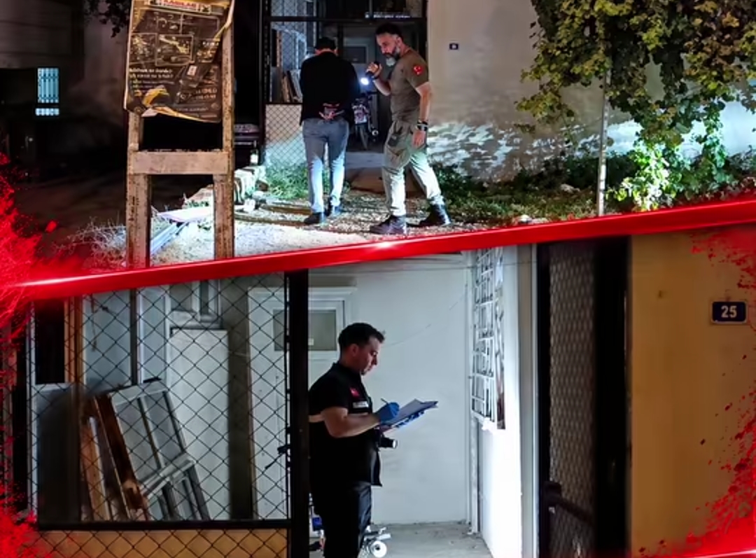 Adana’nın Kozan ilçesinde plakasız motosikletle gelen kasklı şüpheli, bir eve girerek M.K.’yi bacağından vurdu. Yaralı hastaneye kaldırılırken, saldırgan motosikletle kaçtı.
Olay, Aslanpaşa Mahallesi Şehit Mustafa Ergül Sokak üzerinde bulunan tek katlı müstakil evde meydana geldi. İddiaya göre, evin önüne motosikletle gelen şüpheli, başındaki kaskı çıkarmadan kapıyı açıp içeri girdi. Evde bulunan M.K.’nin sağ bacağına tek el ateş eden saldırgan, ardından aynı motosikletle olay yerinden uzaklaştı.
M.K.’nin yardım isteyen seslerini duyan çevredekilerin ihbarı üzerine adrese polis ve sağlık ekipleri sevk edildi. İlk müdahalesi olay yerinde yapılan yaralı, ambulansla Kozan Devlet Hastanesi Acil Servisi’ne kaldırıldı. Tedavi altına alınan M.K.’nin hayati tehlikesinin bulunmadığı bildirildi.
Polis ekipleri, olay yerindeki incelemelerin ardından kaçan şüphelinin kimliğini belirlemek ve yakalamak için çevredeki güvenlik kamerası görüntülerini incelemeye aldı. Olayla ilgili çalışmalar sürüyor.